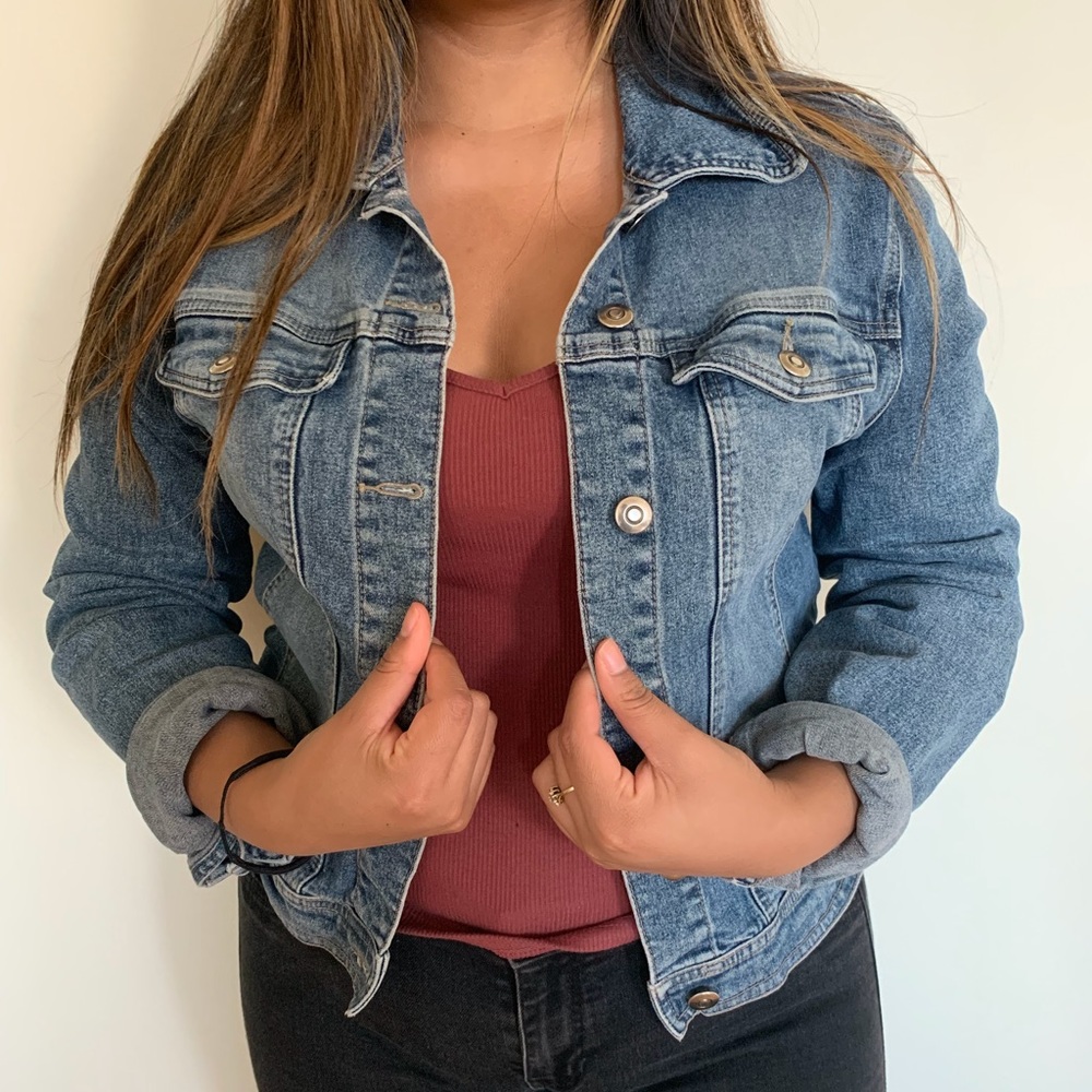 Cute Comfy Denim Jacket! 💕